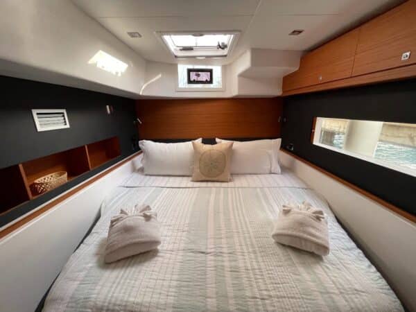 aquanimity boat bedroom